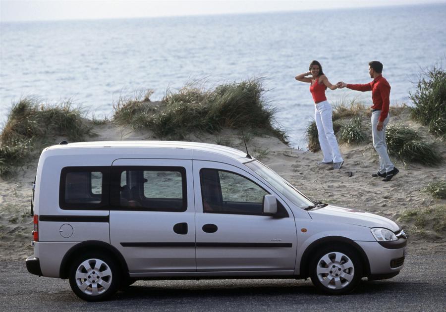  Opel Combo 2001 года  (фото 42 из 70)